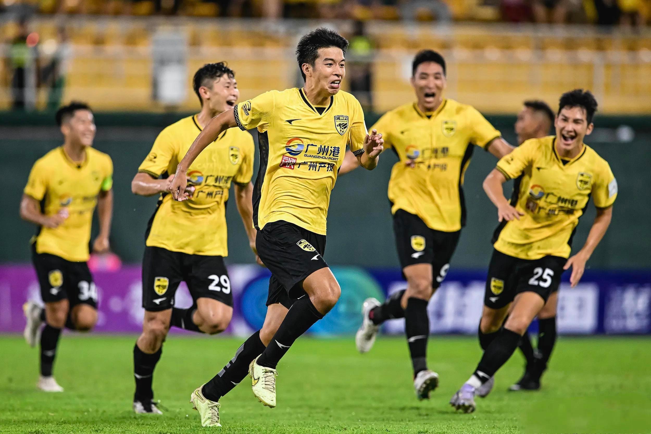 包含法甲今晨再迎强敌，拉齐奥门线救险，主帅态度：信心回归，球队文化再被提及的词条